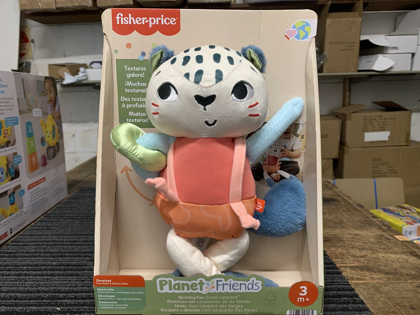 FISHER PRICE NEWBORN SPOTTING FUN SNOW LEOPARD