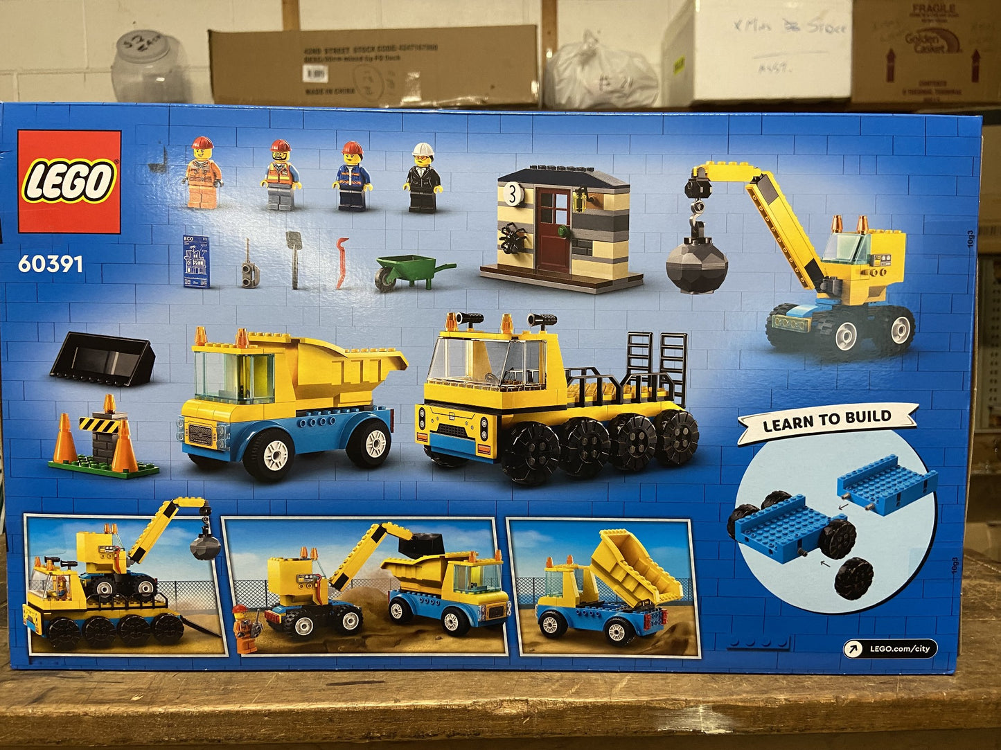 LEGO CITY 60391 CONSTRUCTION TRUCK AND WRECKING BALL CRANE