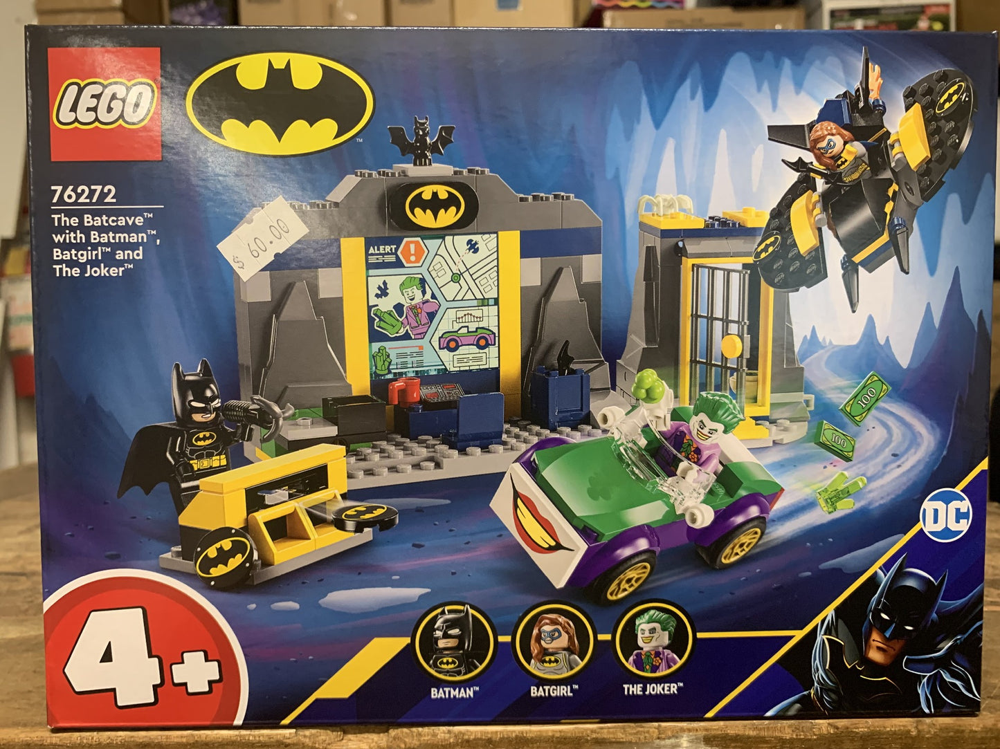 LEGO 7622 THE BATCAVE WITH BATMEN BATGIRL AND THE JOKER 4+