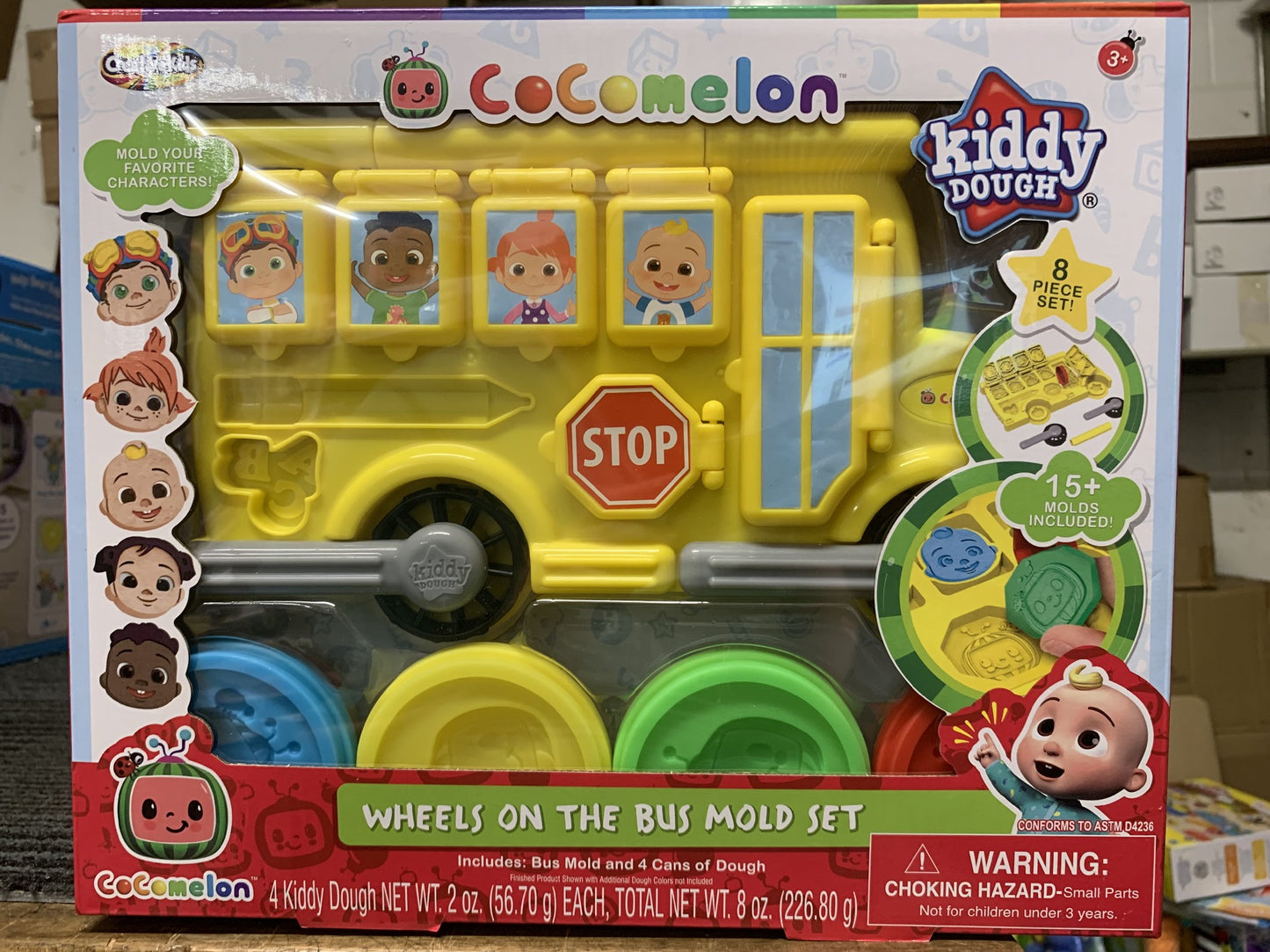 COCOMELON WHEELS ON THE BUS MOLD SET