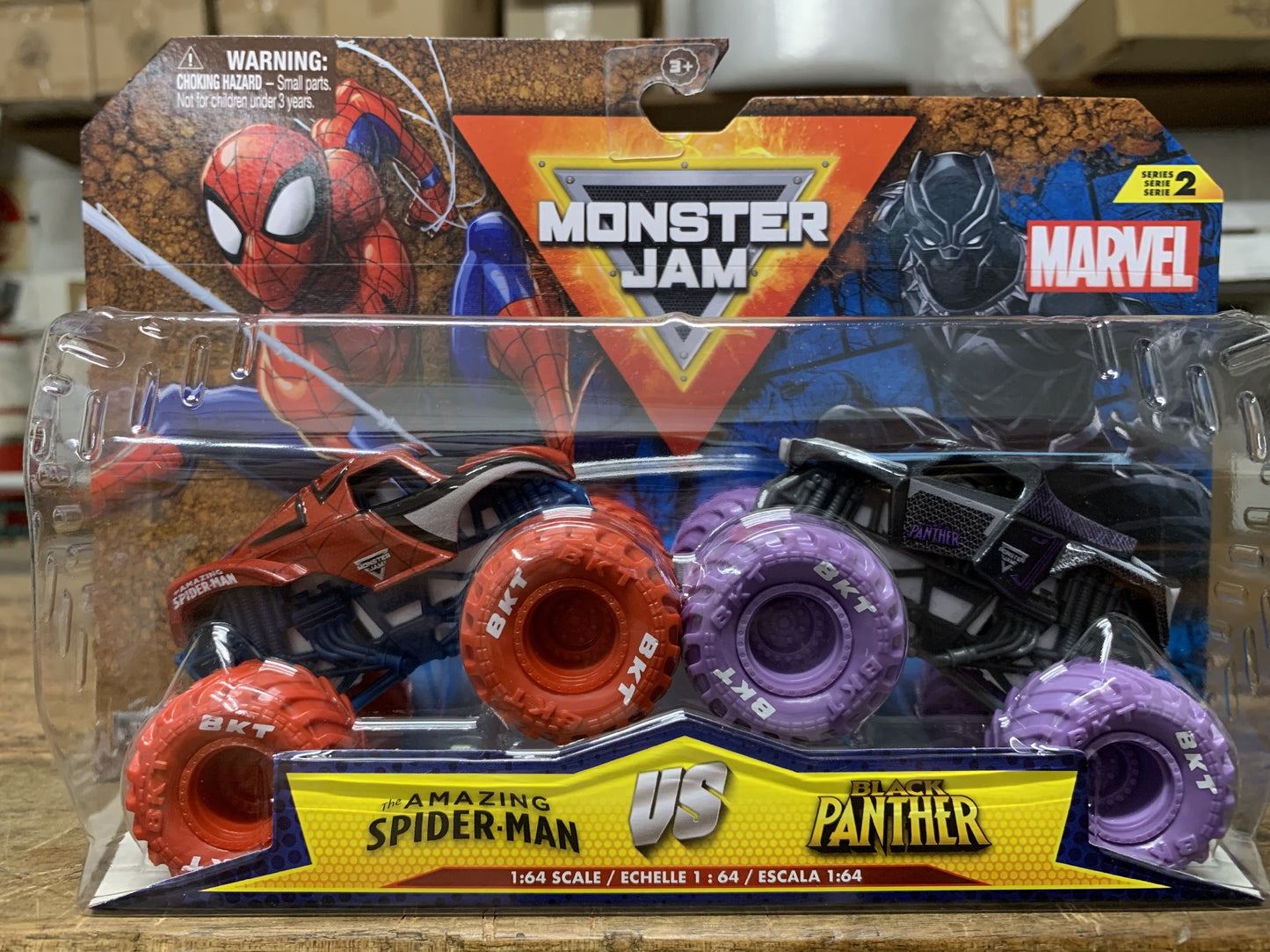 MONSTER JAM 2 PACK THE AMAZING SPIDERMAN VS BLACK PANTHER