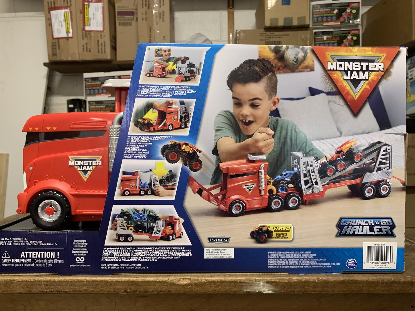 MONSTER JAM 1:64 LAUNCH N GO HAULER