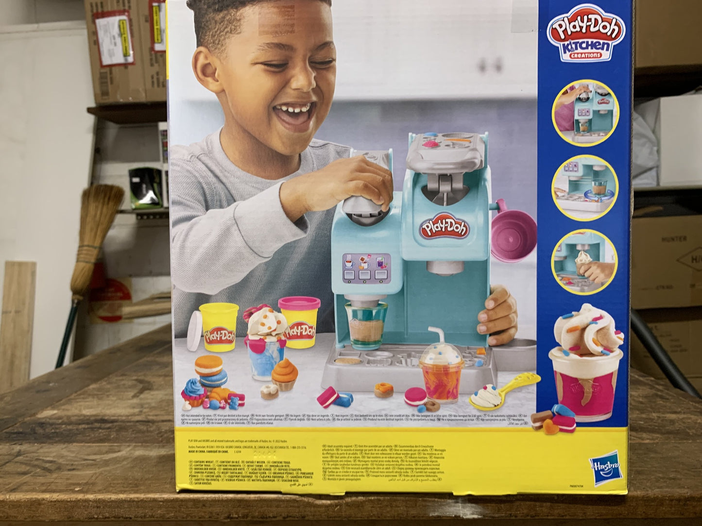 PLAY-DOH SUPER COLORFUL CAFE PLAYEST