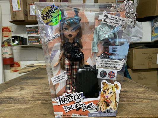 BRATZ PRETTY 'N' PUNK DOLL YASMIN