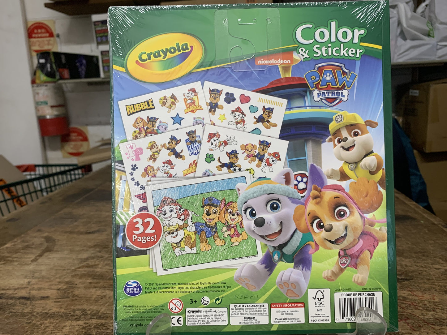 CRAYOLA COLOR AND STICKER BOOK PAW PATROL 