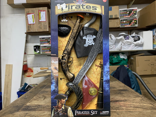 PIRATES LOOK FOR THE TREASURE