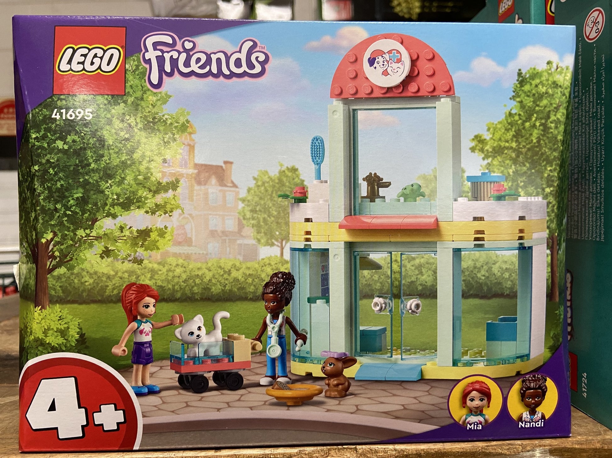 LEGO 41695 PET CLINIC FRIENDS 4+ 