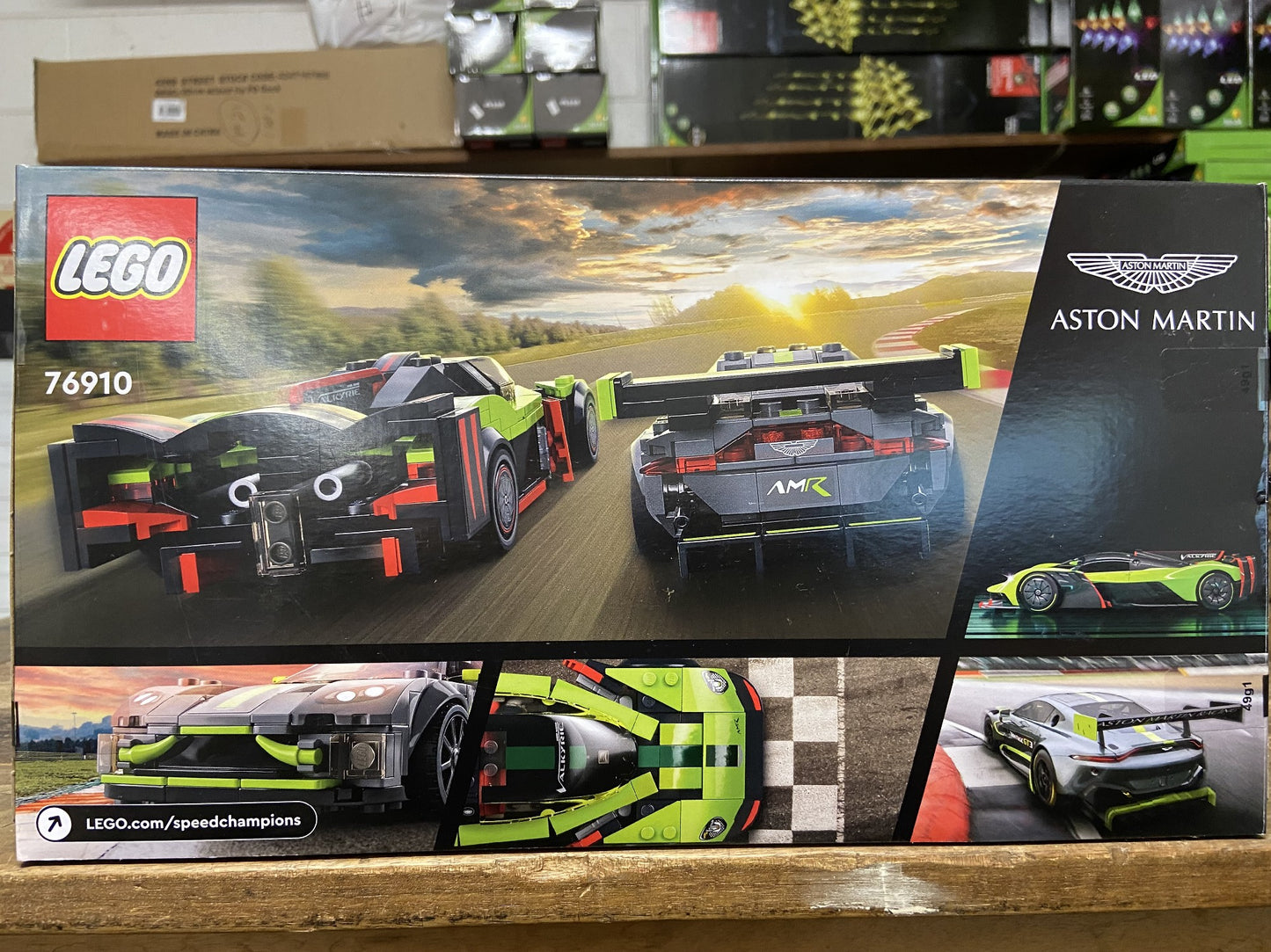 LEGO Speed Champions Aston Martin Valkyrie AMR Pro & Aston Martin Vantage GT3 76910 