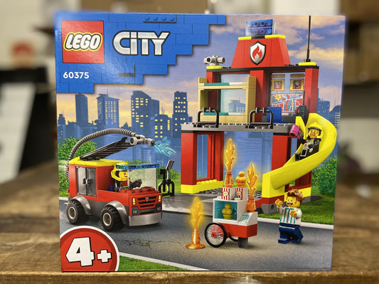 LEGO 60375 FIRE STAITION AND FIRE TRUCK