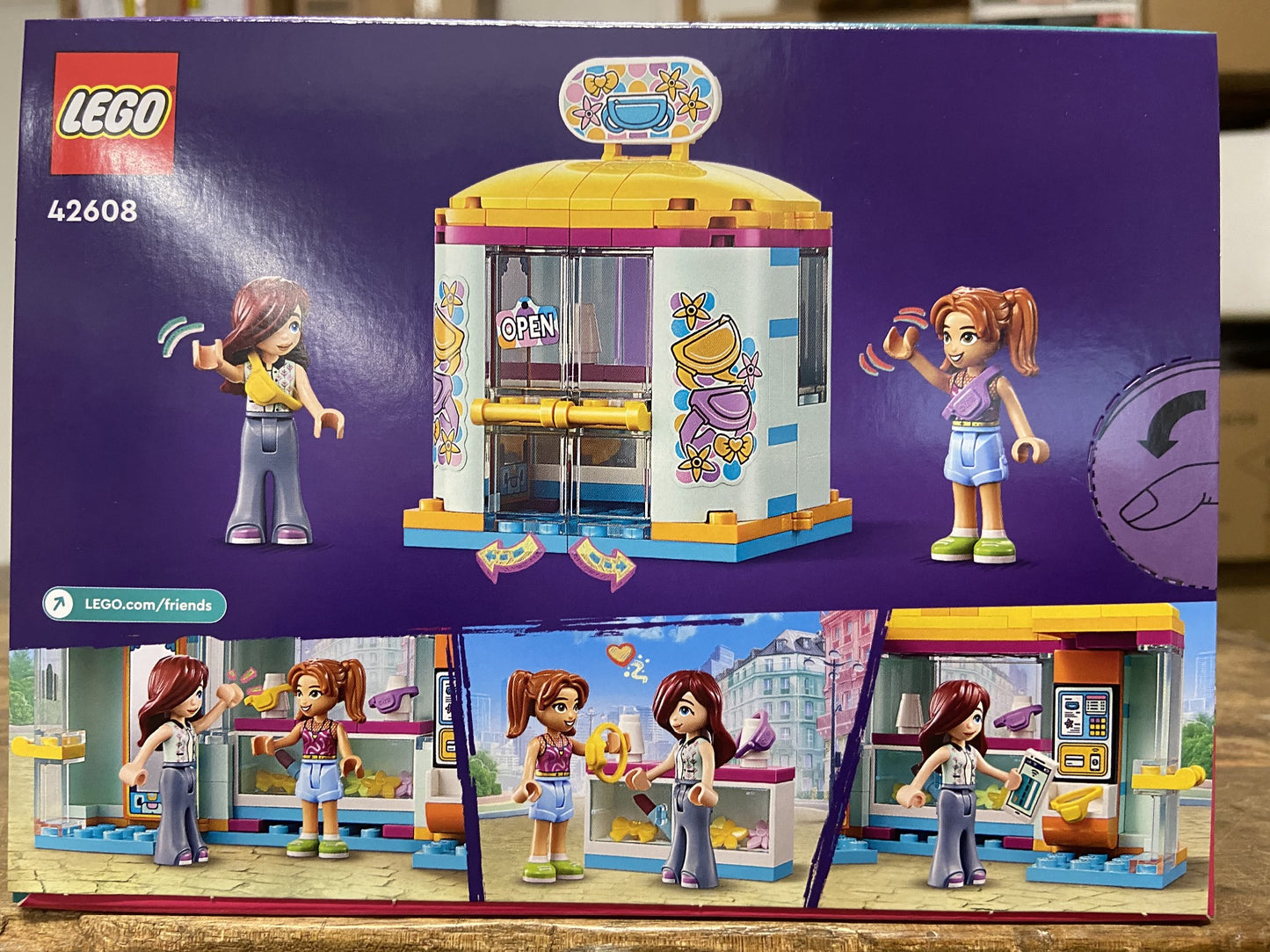 LEGO 42608 TINY ACCESSORIES STORE 6+ 