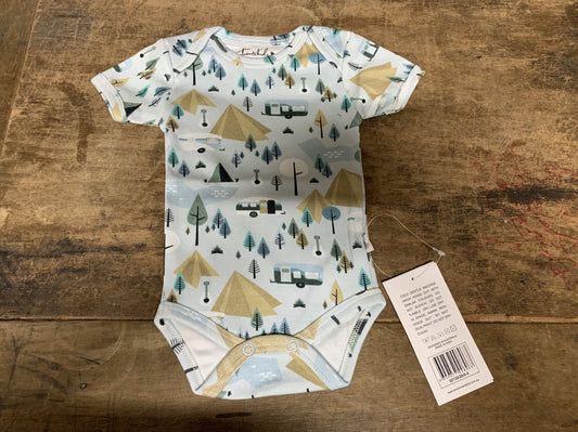 RETRO CAMPING SHORT SLEAVE BODYSUIT 0-3 MONTHS (000)